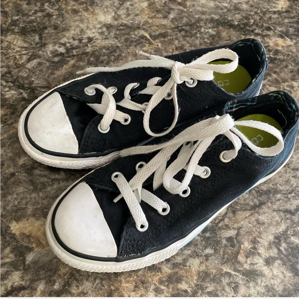 Converse Black Sneakers